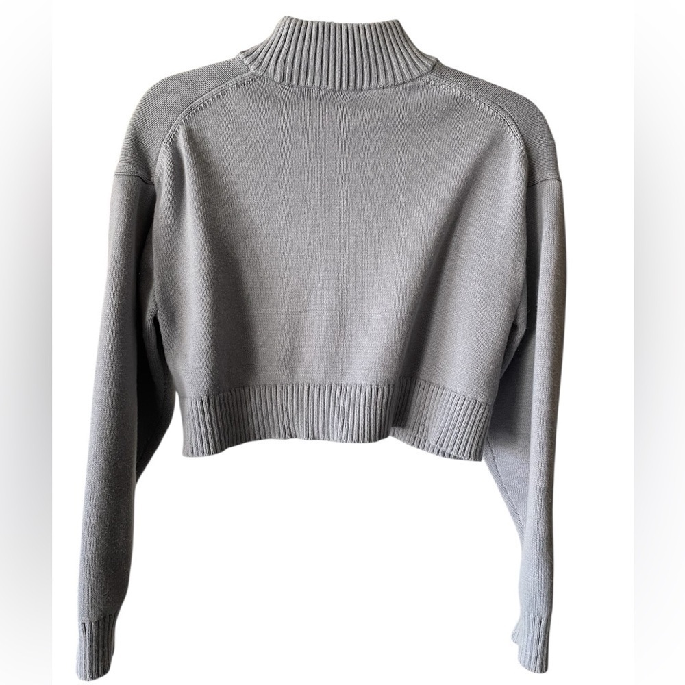 Sunday Best Aritzia Gray Cropped Mock Neck Sweater Small Cotton Cashmere - Picture 2 of 6